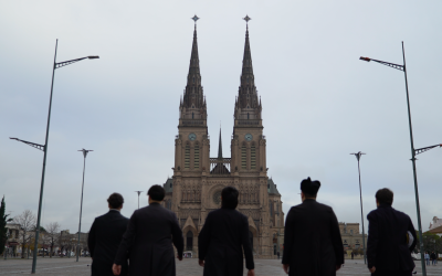 Estreno de “Aquí nos quedamos”: el sueño misionero llega a la Patagonia